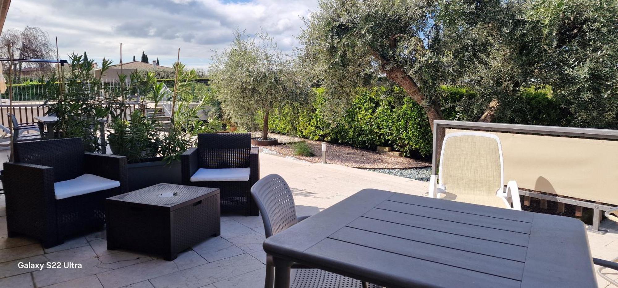 Appartamenti A Bardolino Oda fotoğraf